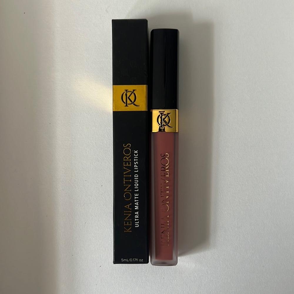 KENIA ONTIVEROS BEAUTY Ultra Matte Liquid Lipstick in Pink Vibes